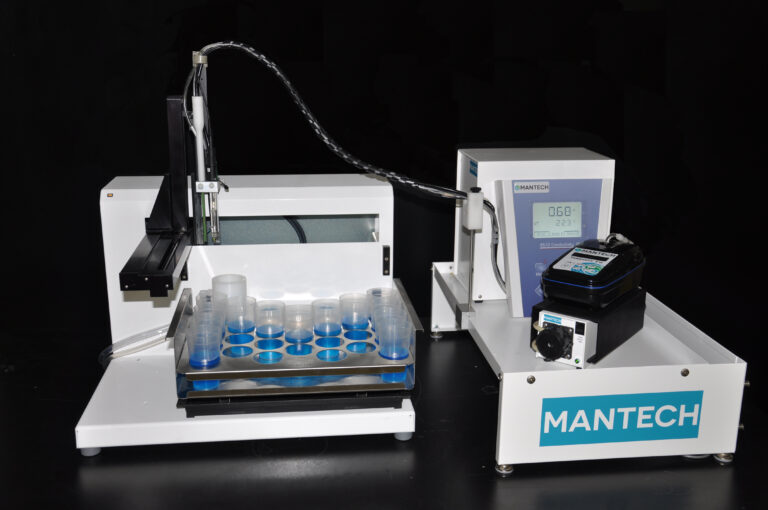 MT-30 configurado para análisis de pH, conductividad y turbidez T10